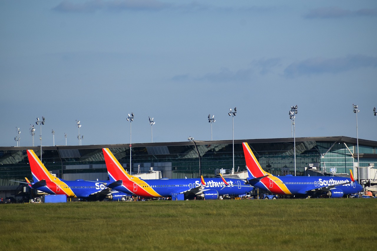 airplanes, southwest airlines, airport